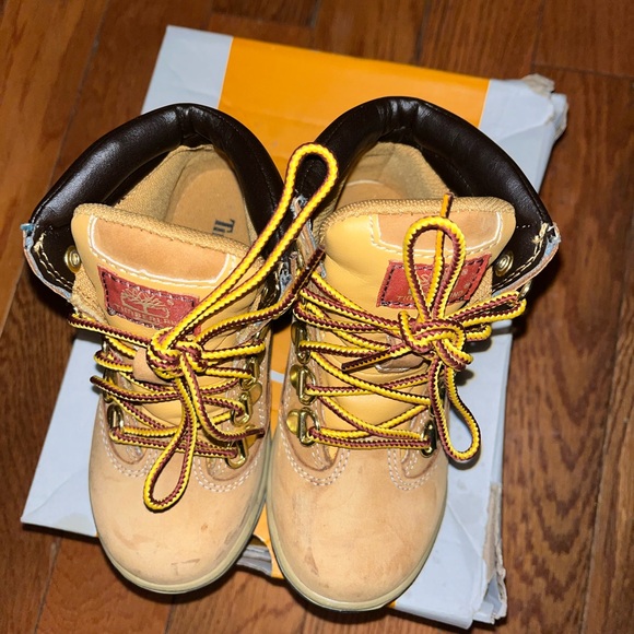 Wheat Nubuck Toddler Timberland - Picture 2 of 6